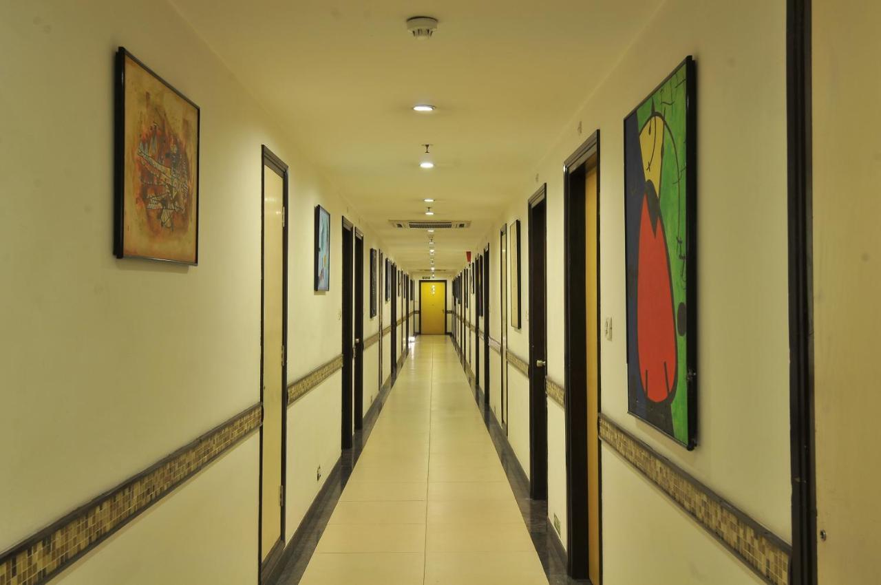 Lemon Tree Hotel, East Delhi Mall, Kaushambi Ghaziabad Exteriör bild