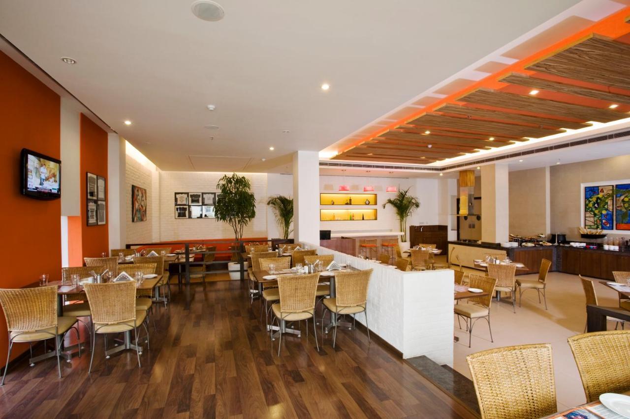 Lemon Tree Hotel, East Delhi Mall, Kaushambi Ghaziabad Exteriör bild